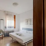 Guesthost - Ida Near The Station! Apartman Mestre