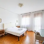 Guesthost - Ida Near The Station! Apartman Mestre