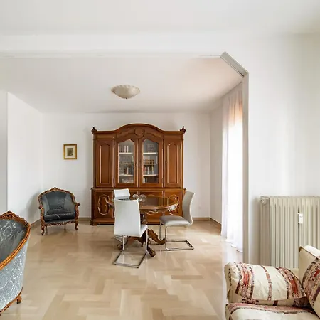 Guesthost - Ida Near The Station! Mestre