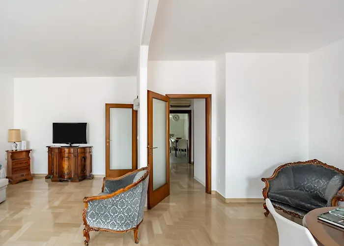 Guesthost - Ida Near The Station! Mestre